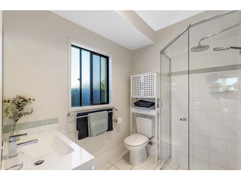 37 Gerona Circuit, Varsity Lakes QLD 4227