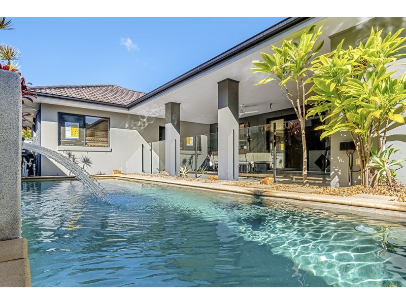 37 Gerona Circuit, Varsity Lakes QLD 4227