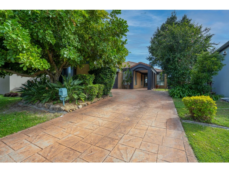 14 Vanderbilt Court, Varsity Lakes QLD 4227