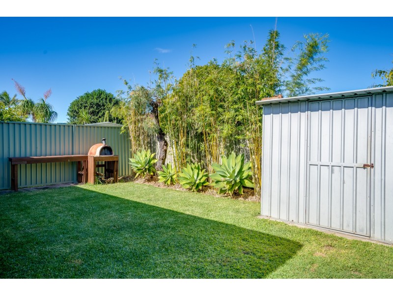 2/8 Wagtail Court, Burleigh Waters QLD 4220