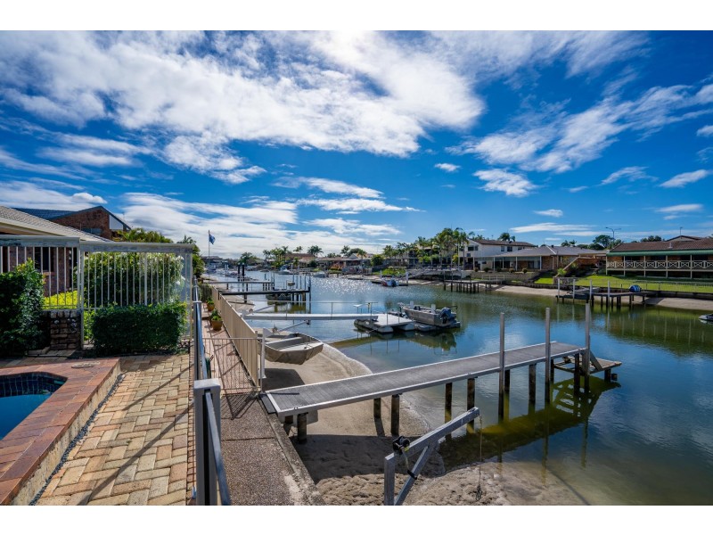 Three Seaspray Street, Paradise Point QLD 4216