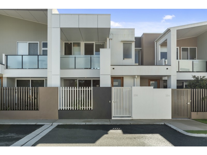 256/2 Bella Avenue, Robina QLD 4226