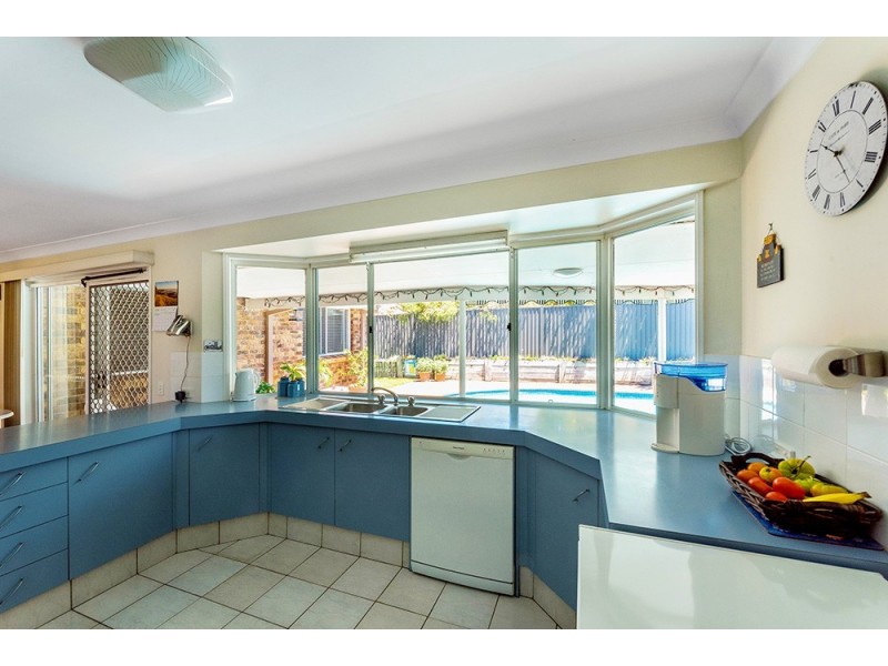 5 Colonsay Crescent, Merrimac QLD 4226