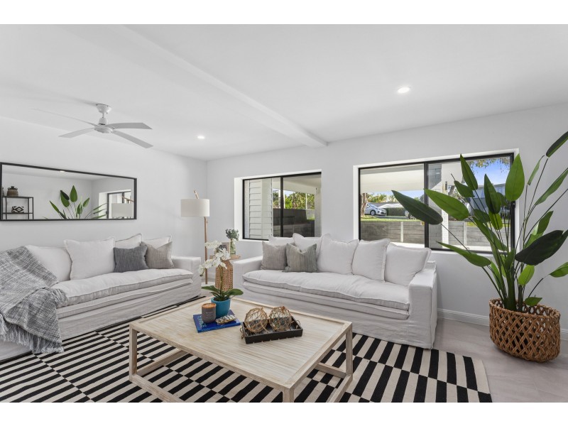 Twenty One Horizon Avenue, Ashmore QLD 4214