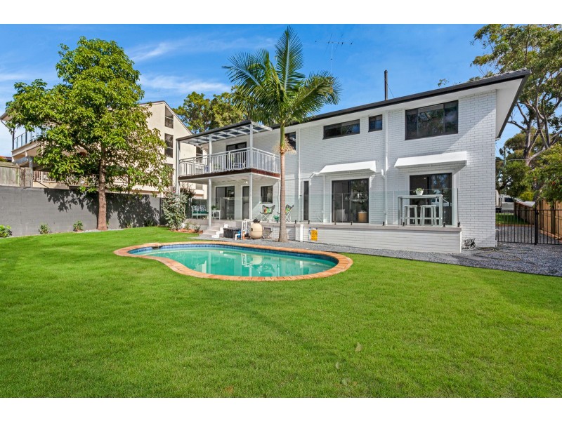 Twenty One Horizon Avenue, Ashmore QLD 4214