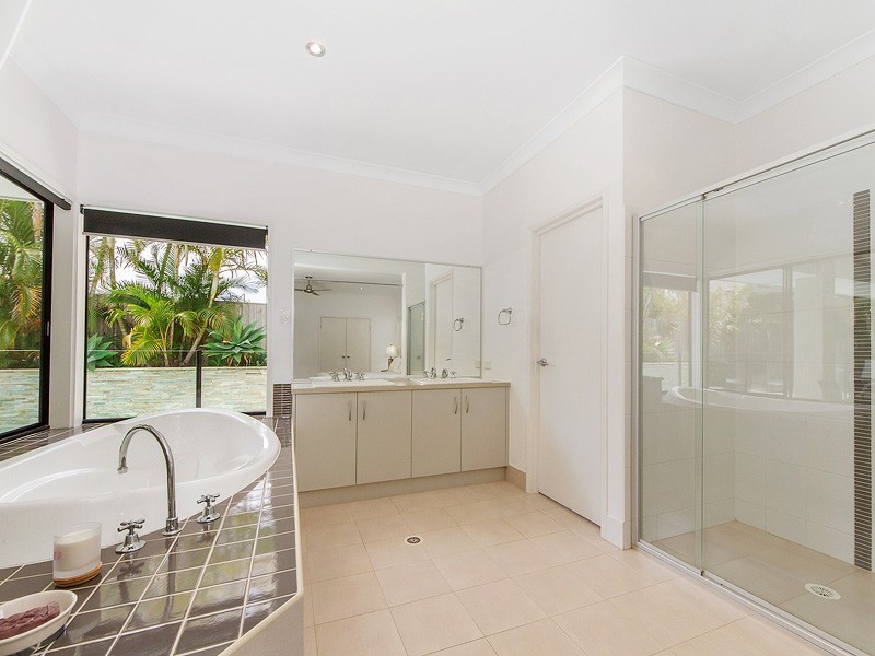 47 Observatory Drive, Reedy Creek QLD 4227