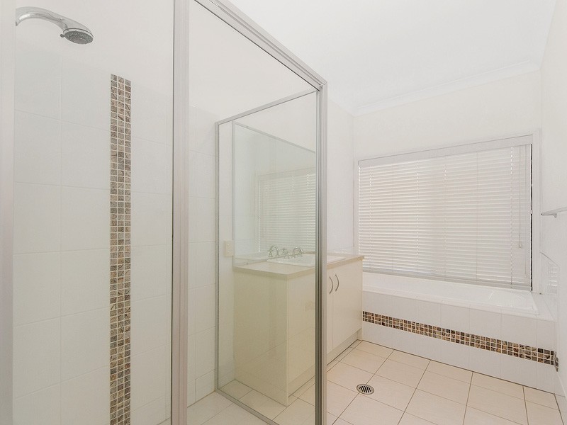 47 Observatory Drive, Reedy Creek QLD 4227