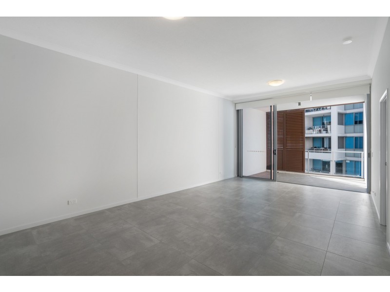 3205/397 Christine Avenue, Varsity Lakes QLD 4227