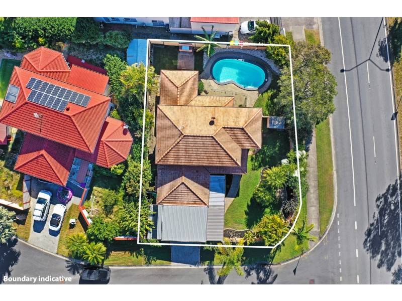 1 Cayman Court, Runaway Bay QLD 4216