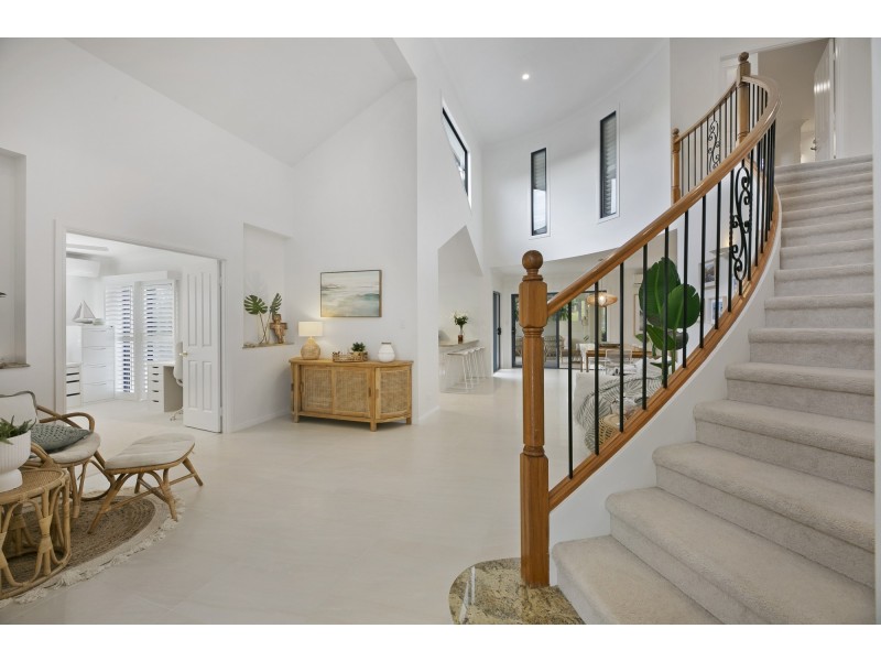 9 Ryder Court, Robina QLD 4226