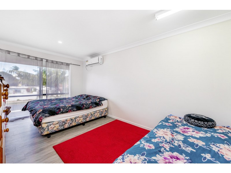 34 Bermuda Street, Broadbeach Waters QLD 4218