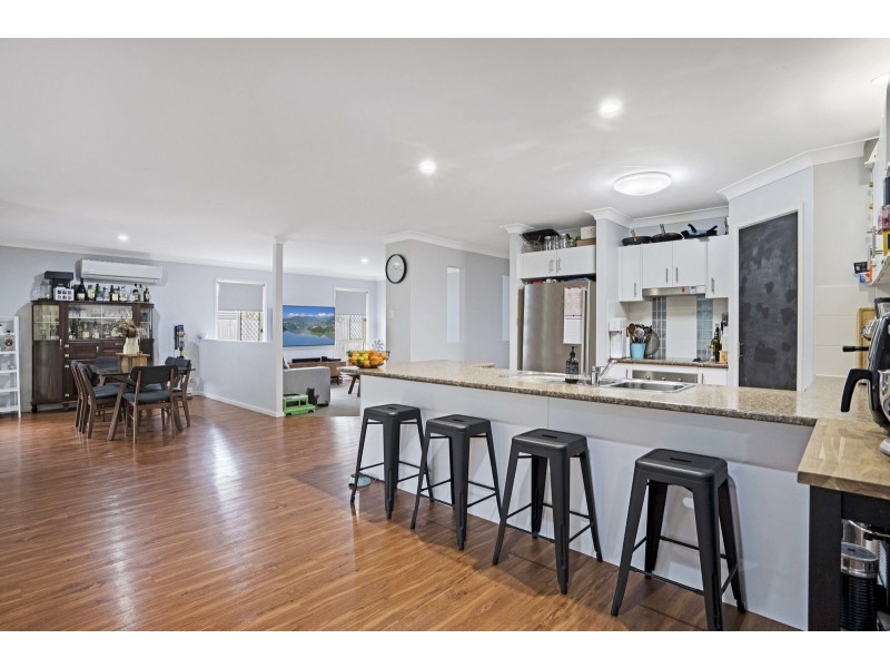 13 Bidmead Circuit, Pimpama QLD 4209