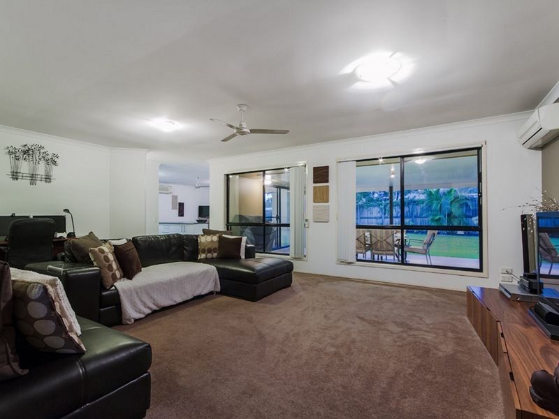 16 Camphor Wood Court, Robina QLD 4226