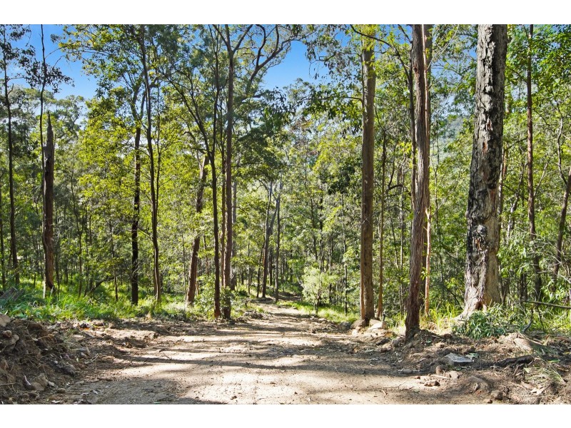 595 Bonogin Road, Bonogin QLD 4213