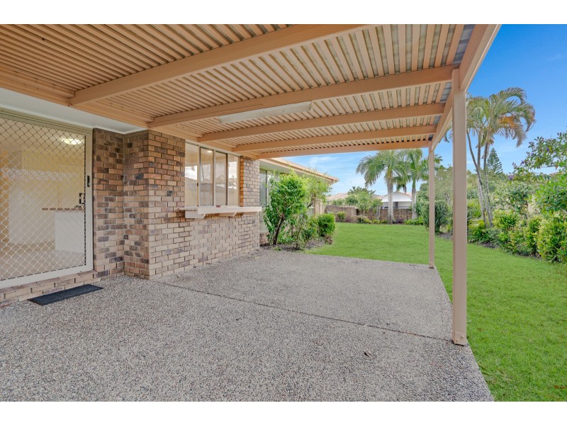 4 Wedgebill Parade, Burleigh Waters QLD 4220