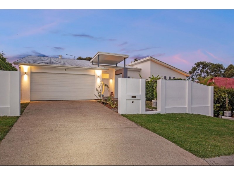 5 Tara Vista Boulevard, Highland Park QLD 4211