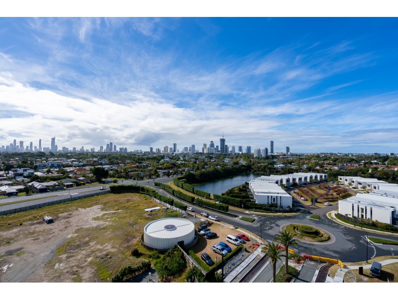 11005/11 Lakeview Boulevard, Mermaid Waters QLD 4218