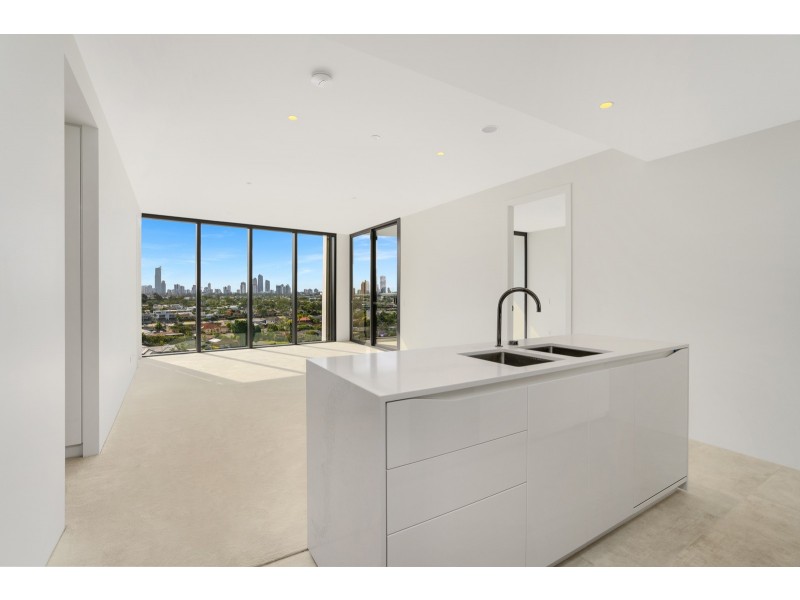 11005/11 Lakeview Boulevard, Mermaid Waters QLD 4218