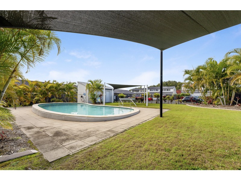 30/4 Itong Place, Currumbin Waters QLD 4223