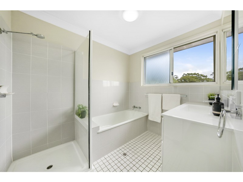 30/4 Itong Place, Currumbin Waters QLD 4223