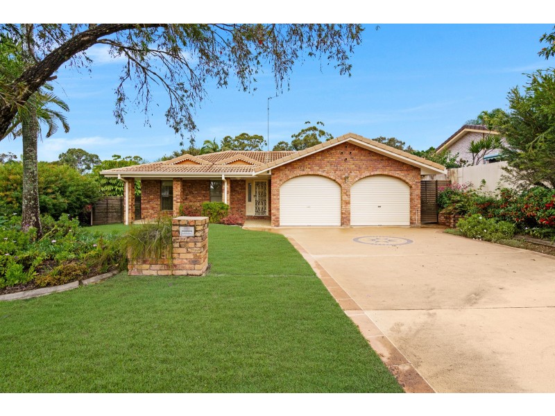 5 Beauty Point Drive, Robina QLD 4226