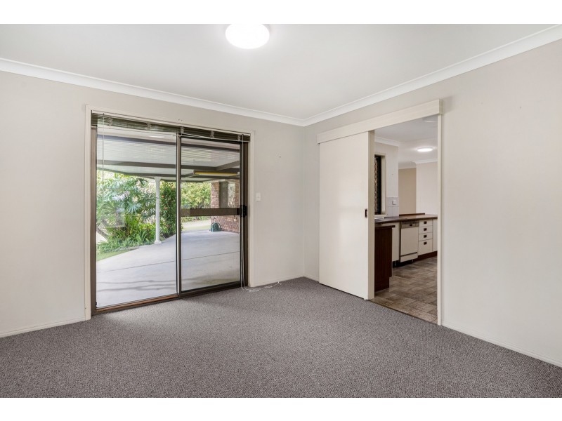 5 Beauty Point Drive, Robina QLD 4226