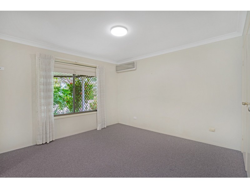 5 Beauty Point Drive, Robina QLD 4226