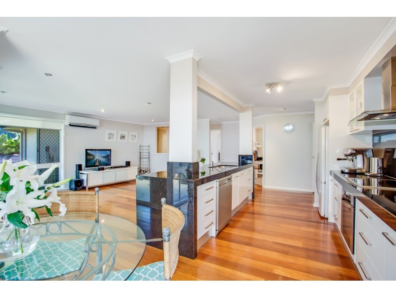 3 Pinnacle Court, Robina QLD 4226