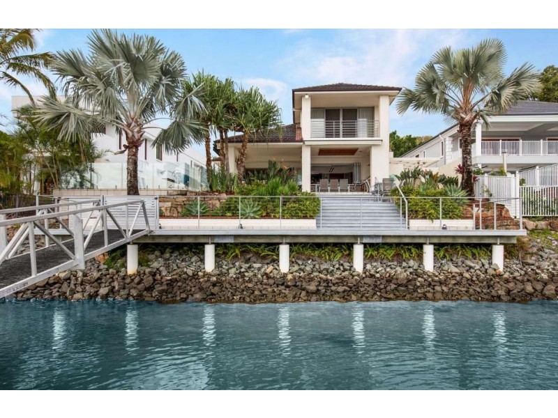 291 Monaco Street, Broadbeach Waters QLD 4218