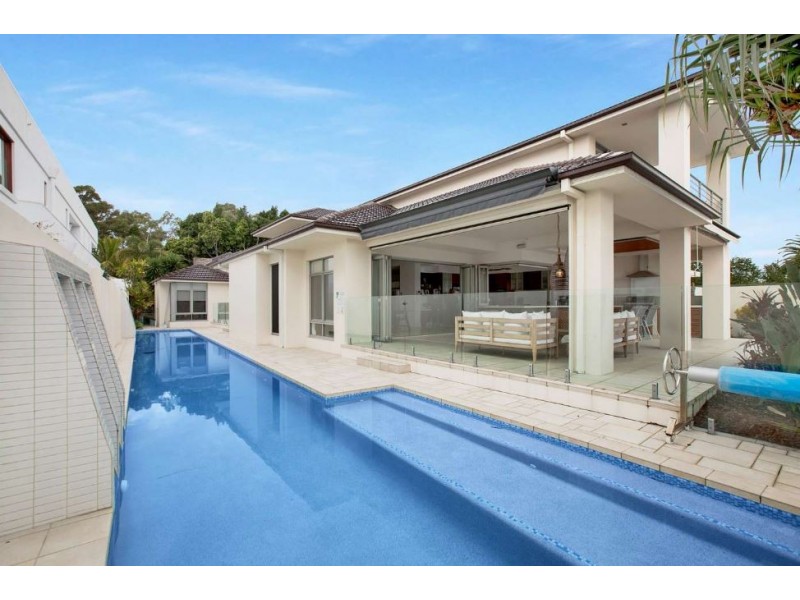 291 Monaco Street, Broadbeach Waters QLD 4218