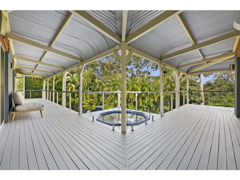 44 Harry Mills Drive, Worongary QLD 4213