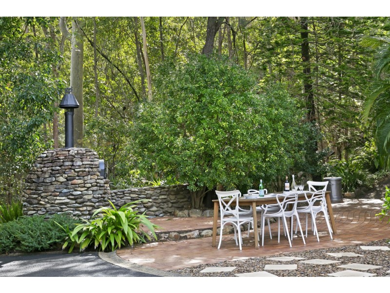 44 Harry Mills Drive, Worongary QLD 4213