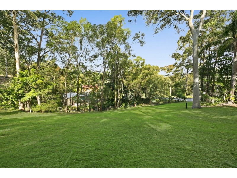 44 Harry Mills Drive, Worongary QLD 4213