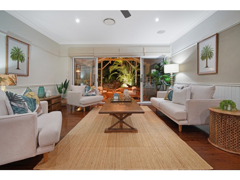 44 Harry Mills Drive, Worongary QLD 4213