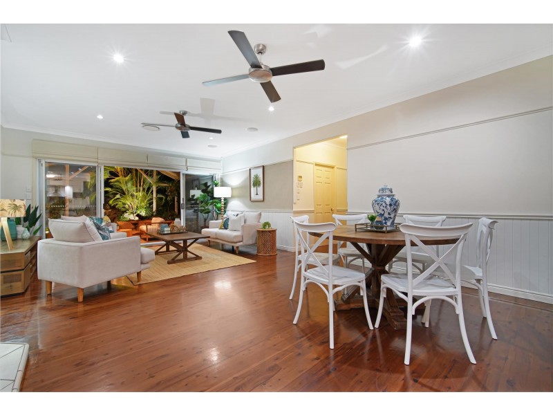 44 Harry Mills Drive, Worongary QLD 4213