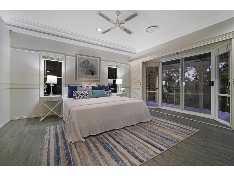 44 Harry Mills Drive, Worongary QLD 4213