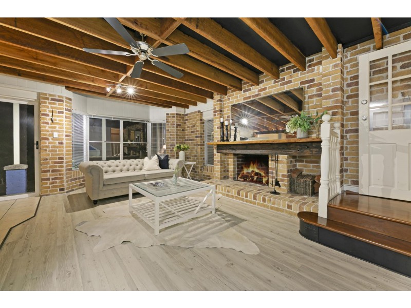 44 Harry Mills Drive, Worongary QLD 4213