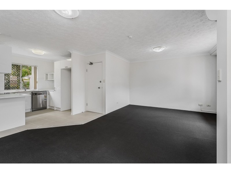 2/22 Montana Road, Mermaid Beach QLD 4218