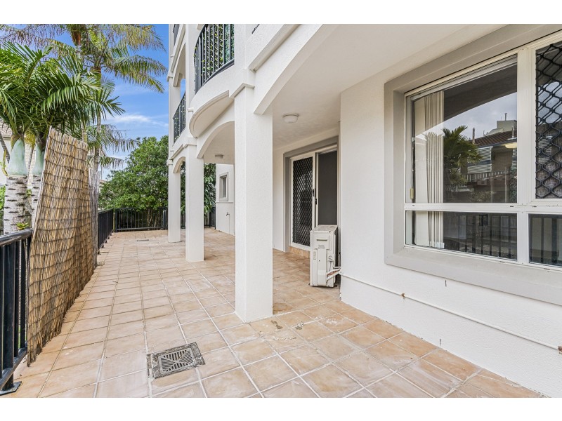 2/22 Montana Road, Mermaid Beach QLD 4218