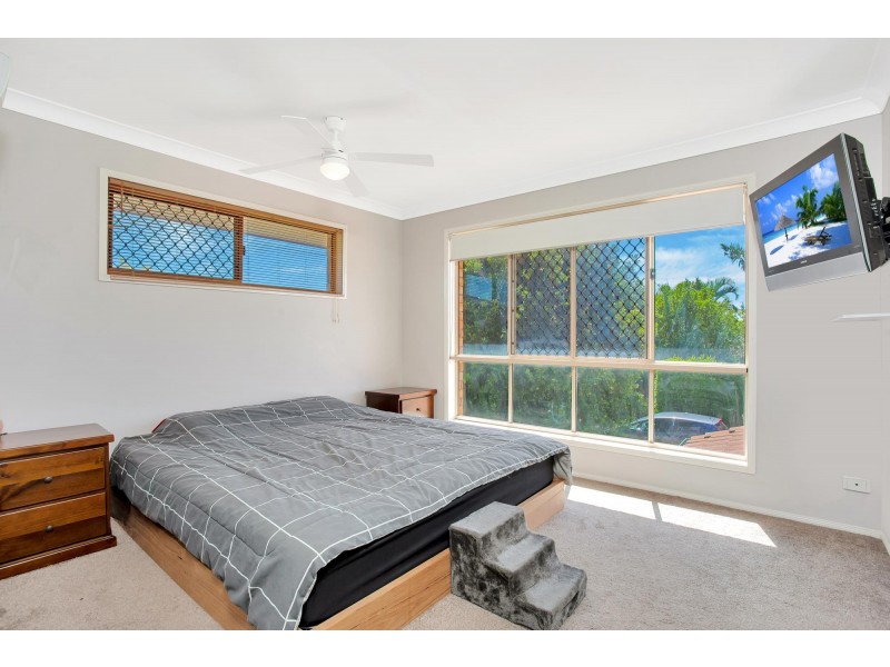 2/60 Belrose Boulevard, Varsity Lakes QLD 4227