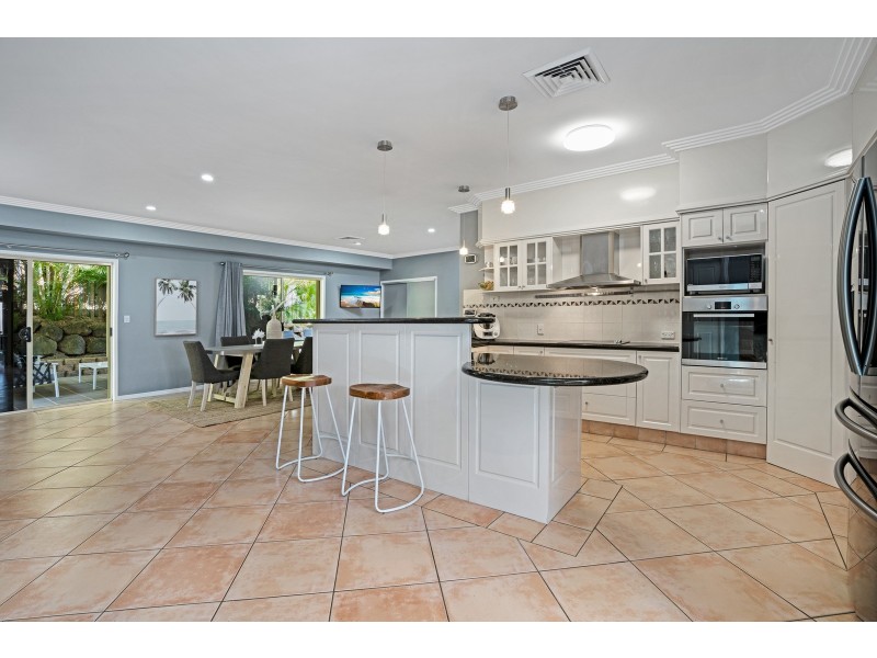 10 Hillridge Crescent, Varsity Lakes QLD 4227