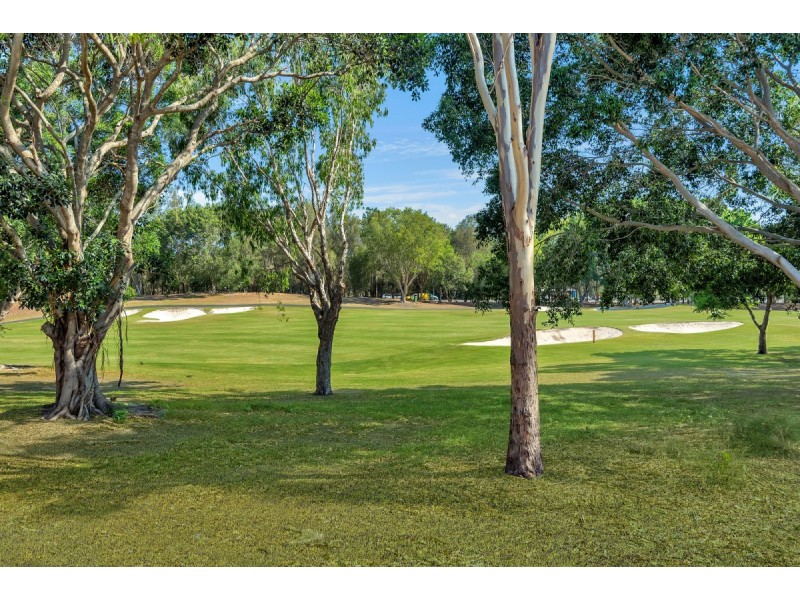 173 North Hill Drive, Robina QLD 4226