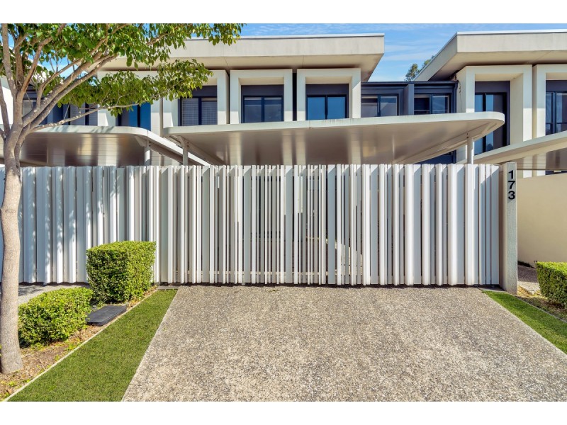 173 North Hill Drive, Robina QLD 4226