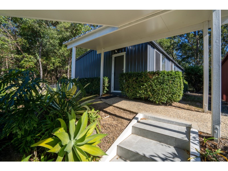 16 Glenrowan Drive, Tallai QLD 4213