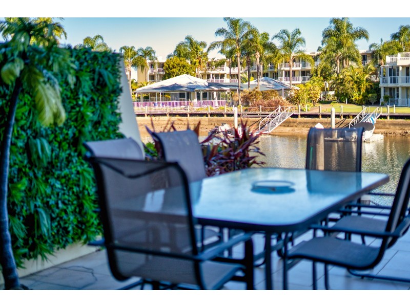 14/3 Lee Road, Runaway Bay QLD 4216