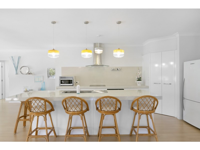 1 Curtis Court, Mudgeeraba QLD 4213