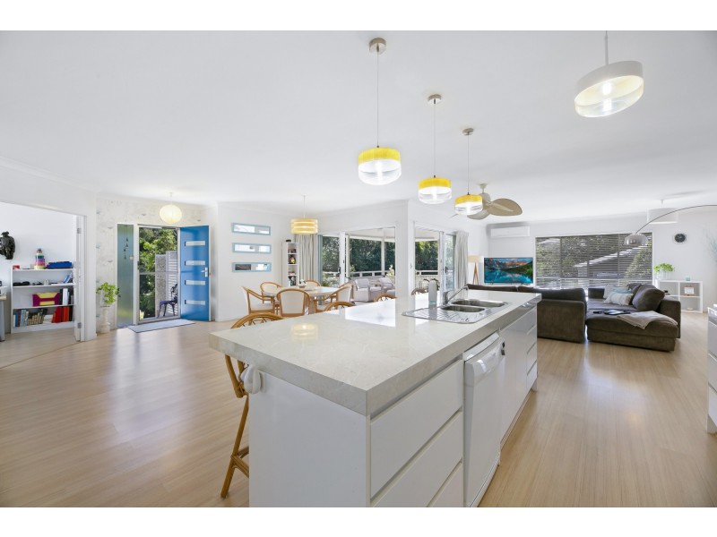 1 Curtis Court, Mudgeeraba QLD 4213