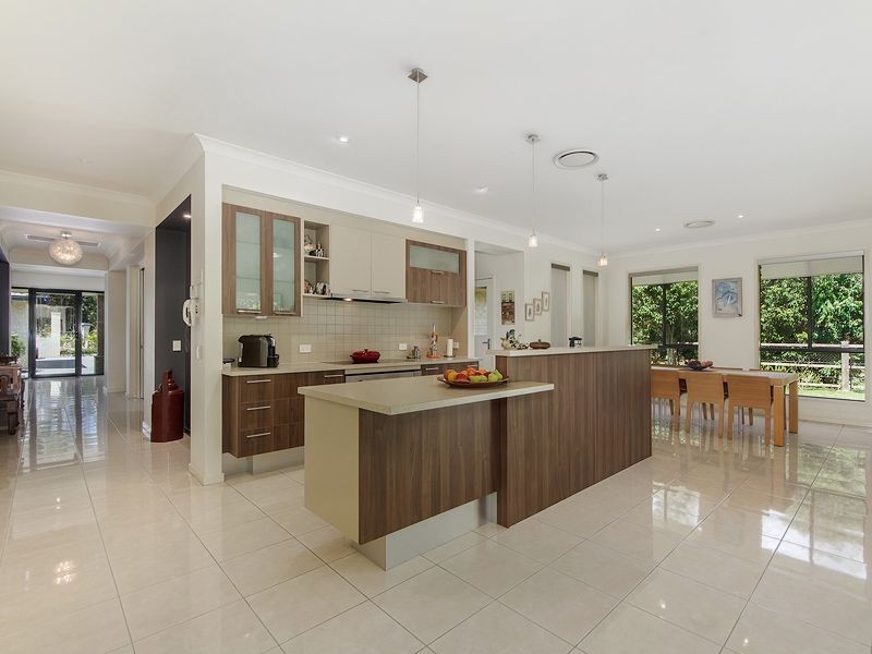 6 Hersden Court, Bonogin QLD 4213