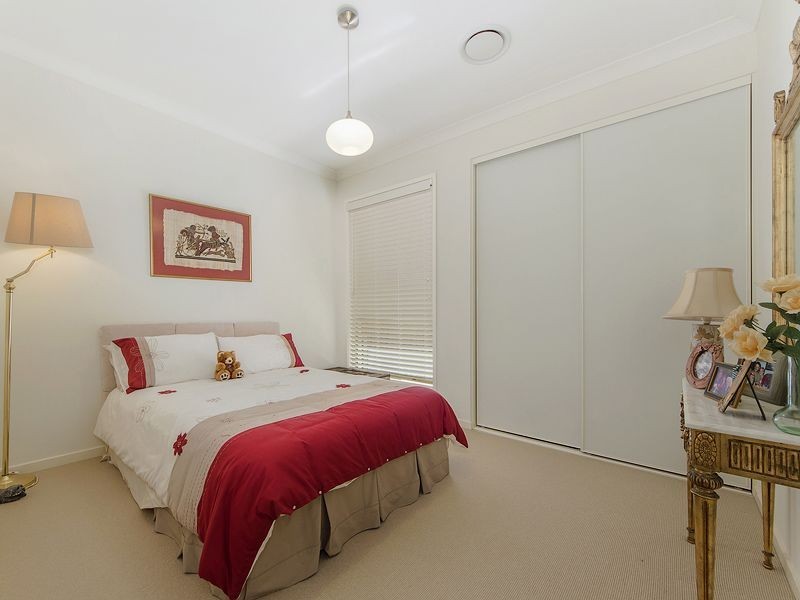 6 Hersden Court, Bonogin QLD 4213