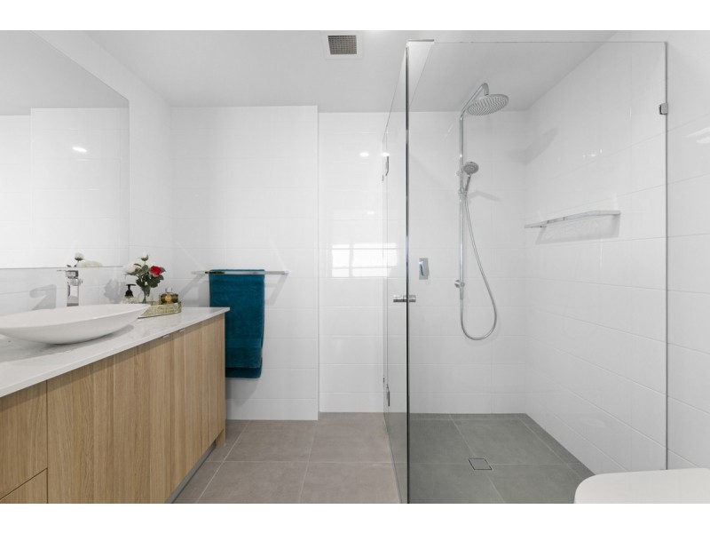 106/45 Hayle Street, Burleigh Heads QLD 4220